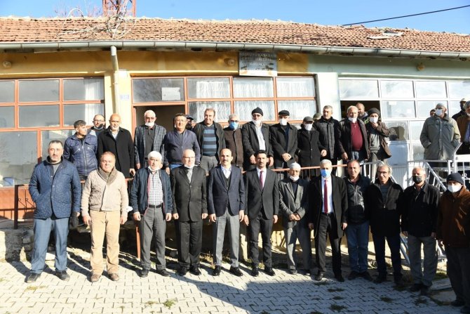Başkan Altay Kadınhanı’nın Mahallelerinde Vatandaşlarla Buluştu