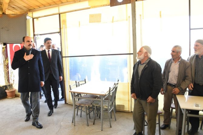 Başkan Altay Kadınhanı’nın Mahallelerinde Vatandaşlarla Buluştu