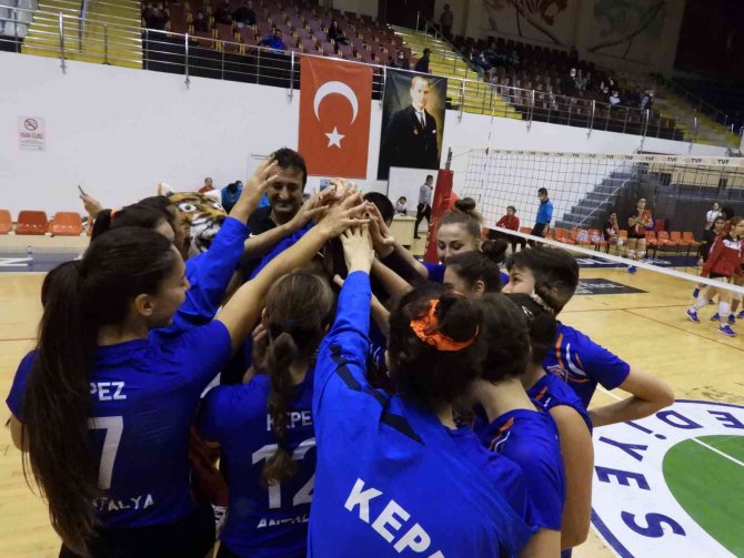 Kepez’in Sultanları Set Vermedi