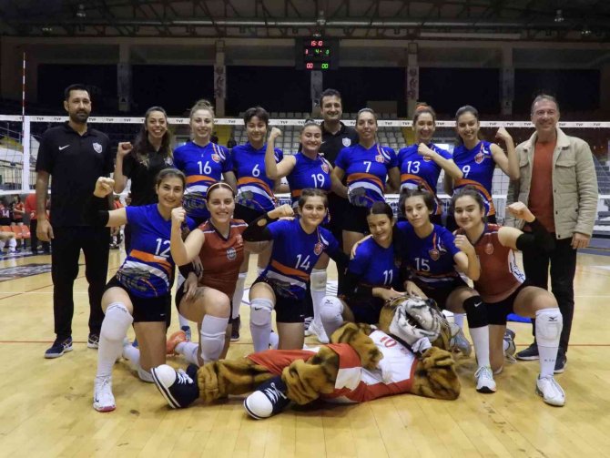 Kepez’in Sultanları Set Vermedi