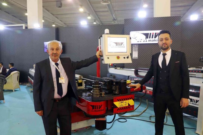 Yerli Boru Bükme Makinesi İle Dünyanın Dikkatini Çektiler