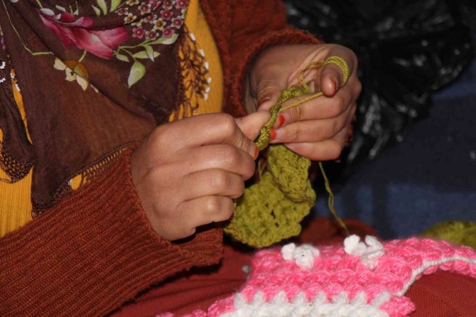 Mardin’de Halk Eğitim Merkezi 90 Köyde Meslek Edindirme Kursu Açtı