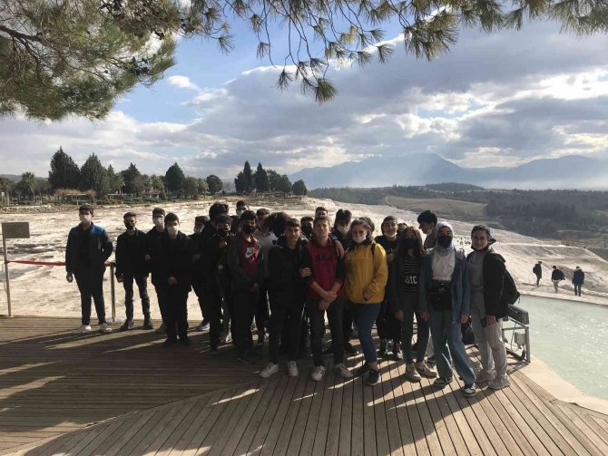 Öğrenciler Tarihe Yolculuk Yaptı