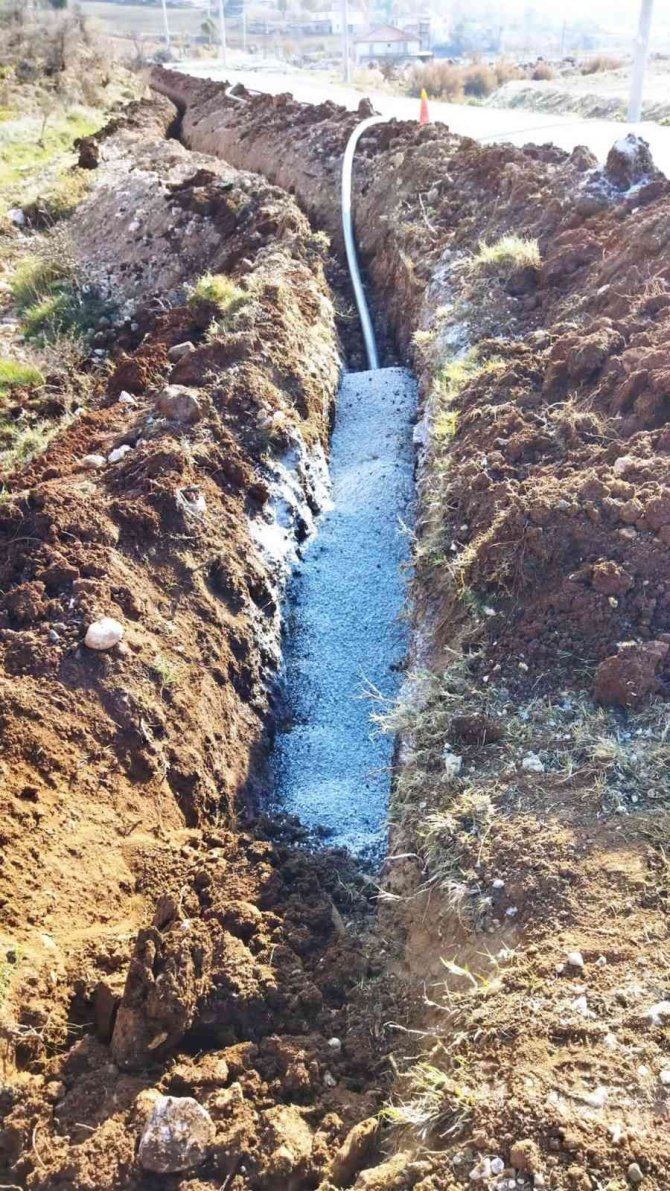 Seydikemer Temel Mahallesi Çiller Mevki Suya Kavuştu