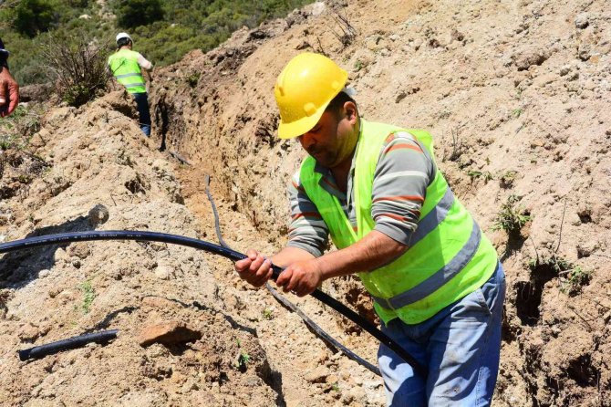 Seydikemer Temel Mahallesi Çiller Mevki Suya Kavuştu