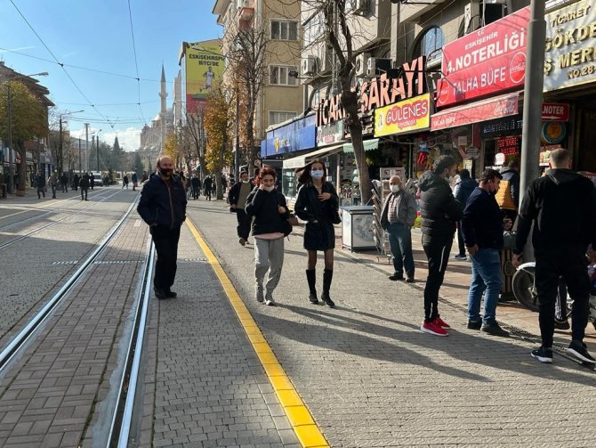 Eskişehir Aylar Sonra Vaka Artışında İlk 10’a Girdi