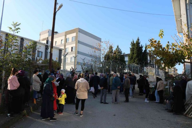 Mahalleliden Yol Eylemi