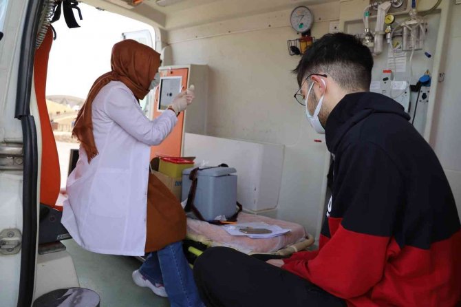 Tarihin Sıfır Noktasında Korona Virüs Aşısı