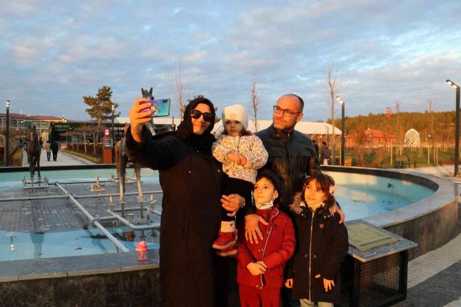 Eşi Benzeri Yok Ziyaretçi Akınına Uğruyor