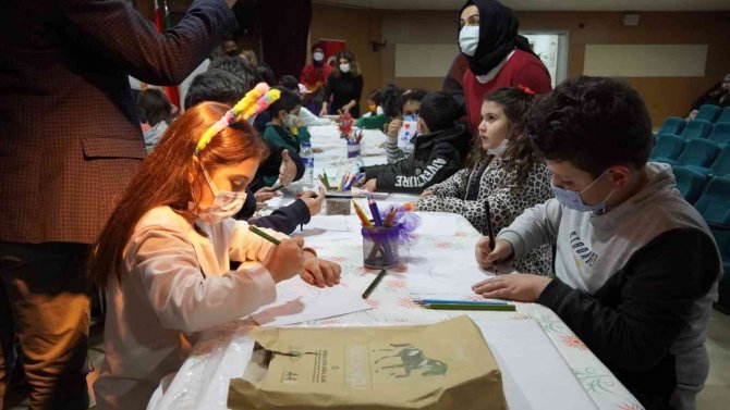 Türk Ve İ̇ranlı Çocuklar Oyunlarla Kaynaştı