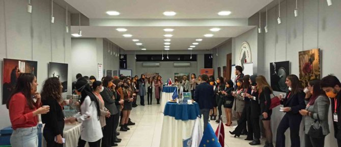 Ab Simülasyonu İle Kadın Hakları Tartışıldı