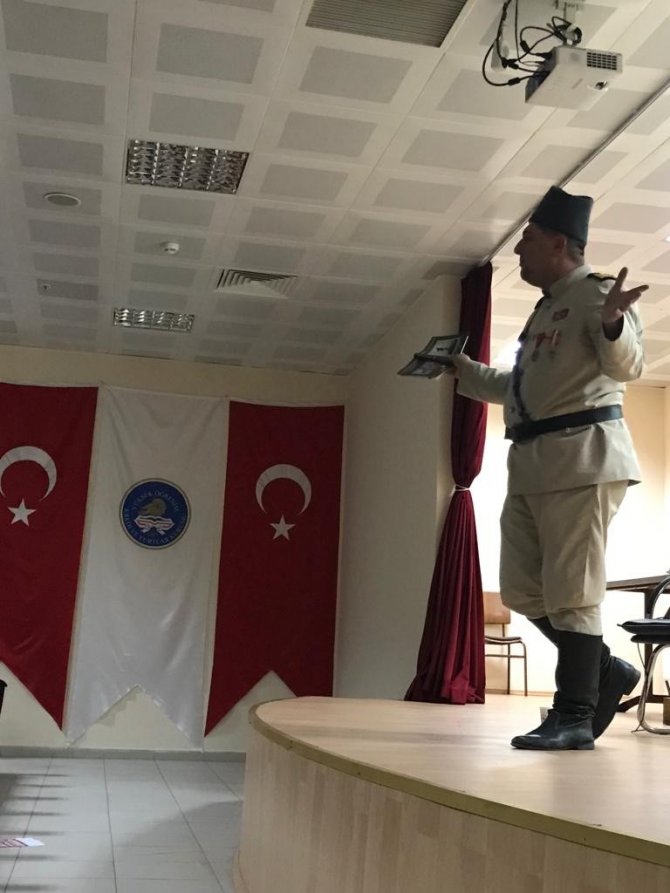 Üniversite Öğrencilerine Yönelik ’Tarih Medeniyeti’ Konulu Söyleşi