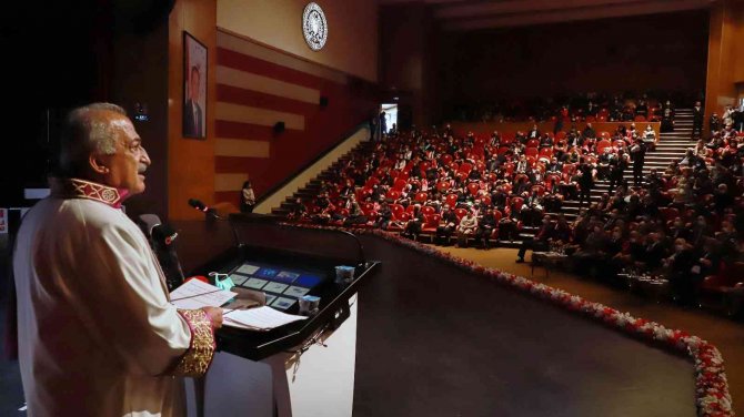 Atatürk Üniversitesi’nde Yökak Kurumsal Akreditasyon Belgesi Takdim Töreni