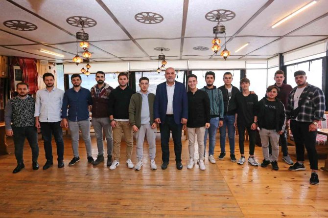 Canik’ten Üniversitelilere Aylık 500 Tl Fatura Desteği