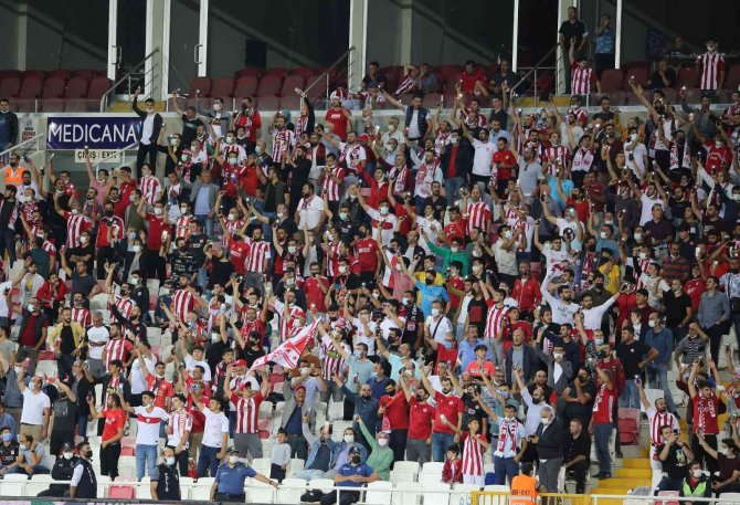 Sivasspor - Galatasaray Maçının Biletleri Satışta
