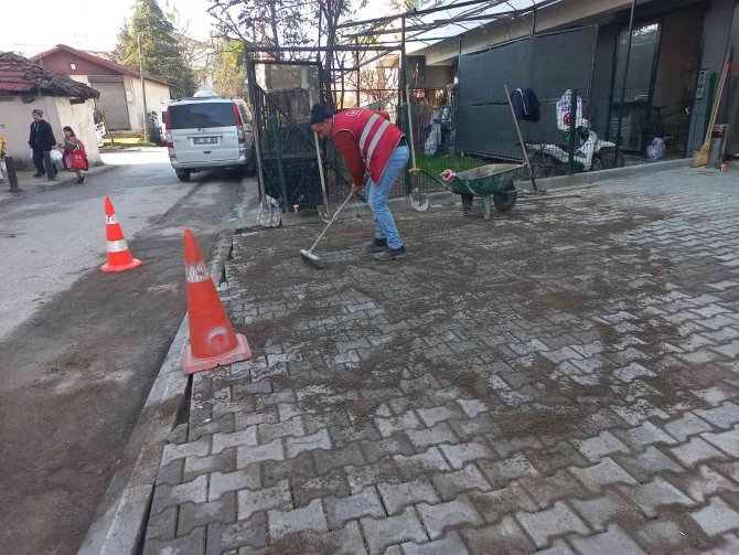 Bakım Onarım Çalışmaları Devam Ediyor