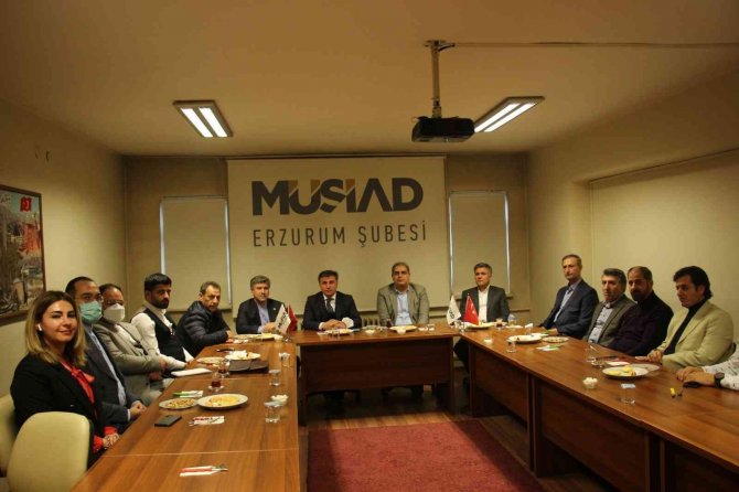İ̇ran Heyeti Erzurum’da İşadamları İle Bir Araya Geldi