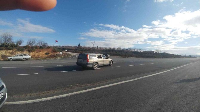 Bu Tabelalar Aylardır Dikilmedi