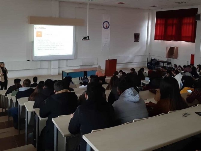 Hisarcık Myo’da “Kadına Yönelik Şiddetle Uluslararası Mücadele” Semineri