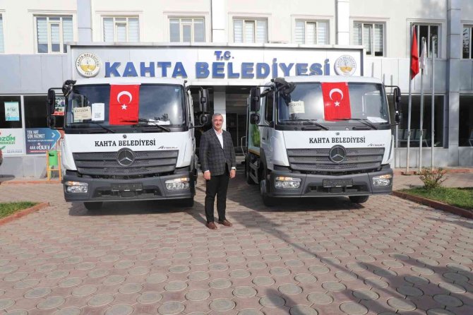 Kahta Belediyesi Araç Filosunu Güçlendiriyor