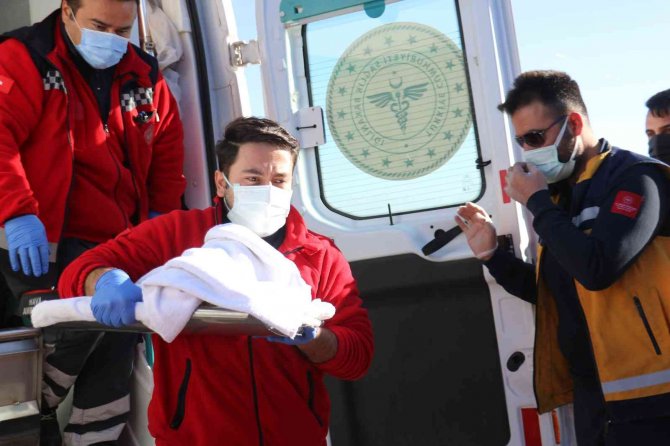 Henüz Adı Bile Konulamadı, Uçak Ambulansla Ankara’ya Sevk Edildi