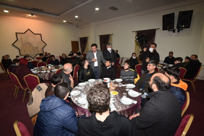 Başkan Hasan Kılca, Öğrenci Ve Aileleriyle Buluştu