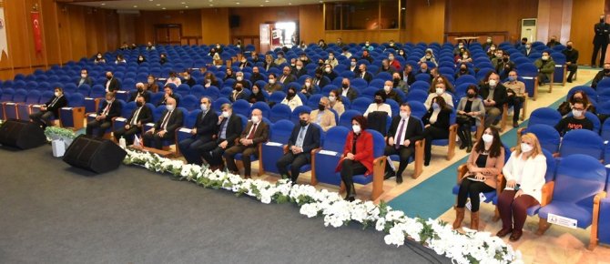 Rektör Ünal: “Omü’nün Araştırma Üniversitesi Olmaktan Başka Bir Şansı Yok”