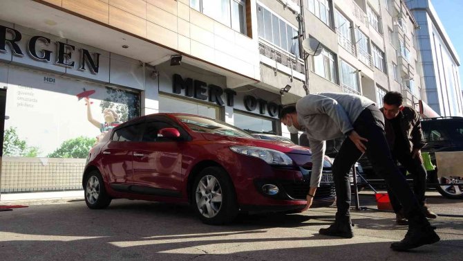 Ordu’da Çocuklar Tarafından Çalınan Otomobil, Galeriye Getirildi