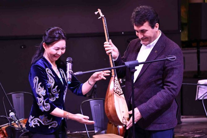 Fetih Müzesi’nde Kazak Esintisi