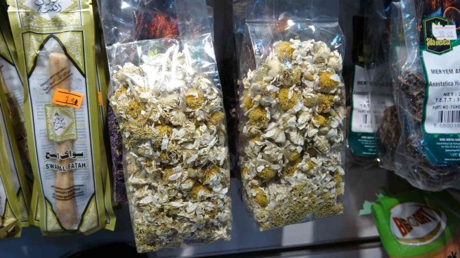 Kış Aylarında Bitki Çayları İlgi Görüyor