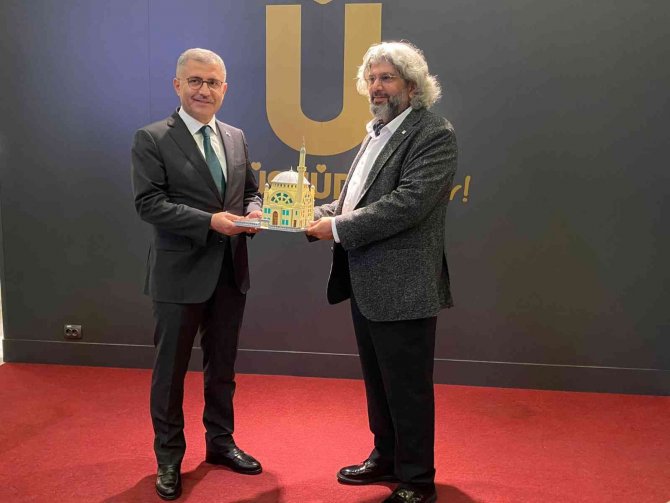 Selçuklu’dan Osmanlı’ya Uzanan Nadide Cami Örnekleri Üsküdar’da Sergilendi