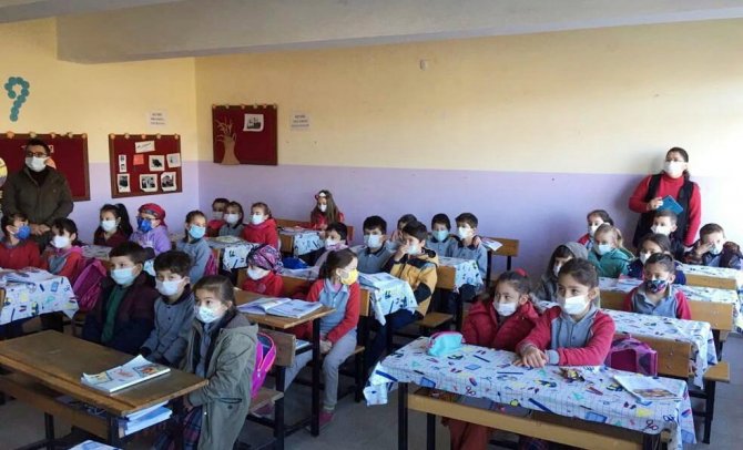 Jandarmadan Öğrencilere Trafik Eğitimi