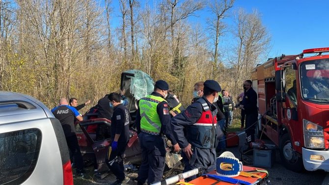 Sinop’ta Zincirleme Kaza: 2 Ölü, 3 Yaralı