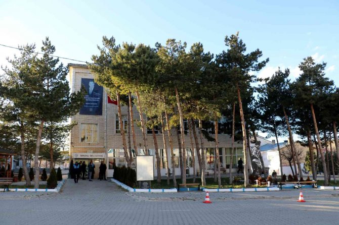 İ̇mranlı Belediyesi Chp’den Ak Parti’ye Geçti