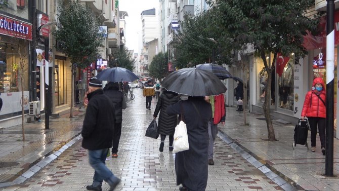 Trakya’da Sağanak Yağış Etkili Oluyor