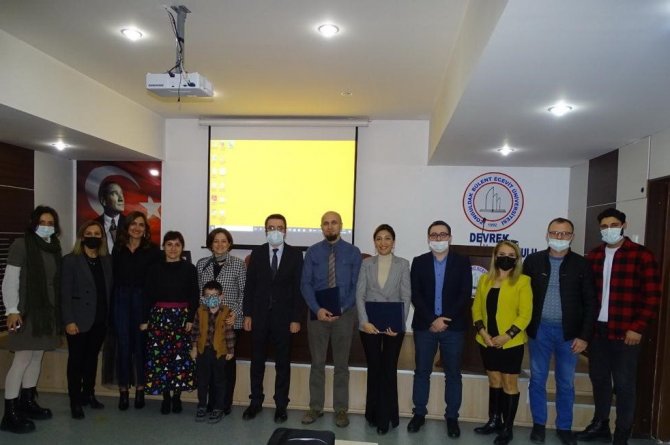 Zbeü’de Farklı Bakış Açılarıyla Toplumda Kadına Yönelik Ayrımcılık Paneli