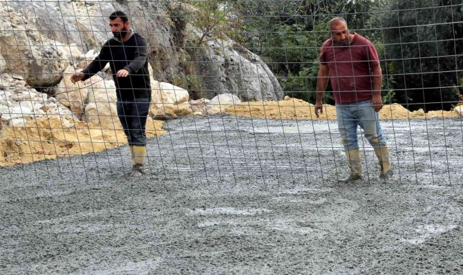 Esenli Meydanında Çalışmalar Hızlandı