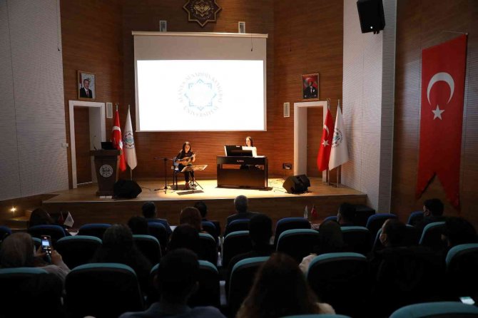 Alkü’de Mandolin Ve Piyano Konseri