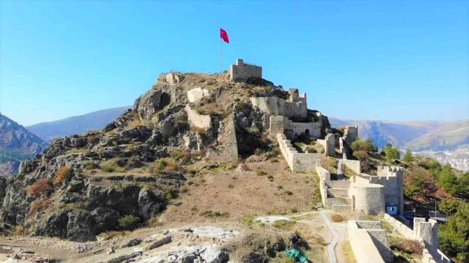 Amasya Kalesi’nde Memlük Dönemi Altın Sikkeleri Bulundu