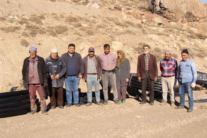 Büyükşehir’den Üreticilere Bin Metre Sulama Borusu Desteği