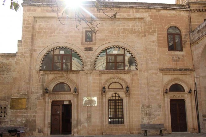 Sultan Alparslan’ın 6’ıncı Kuşak Torununun Kabrinin Mardin’de Olduğu İddiası