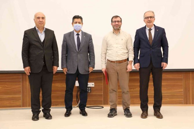 “Akademide Küyerelleşme Ve Değişen Beklentiler”