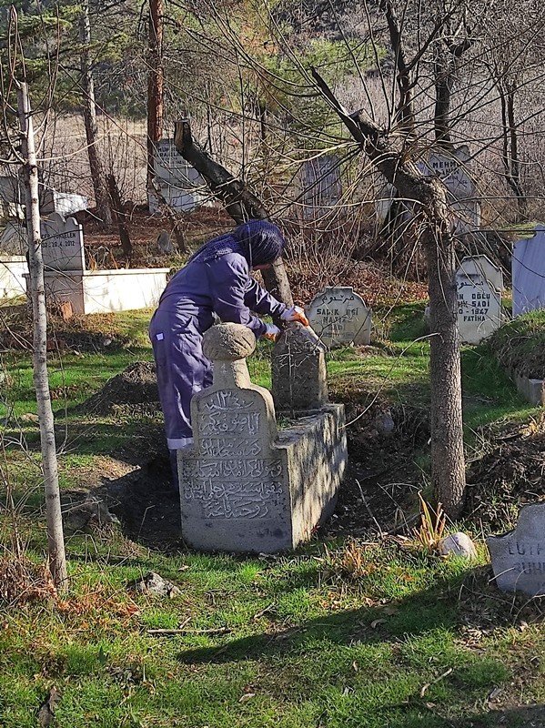 Osmanlı Dönemine Ait Mezar Taşları Restore Ediliyor