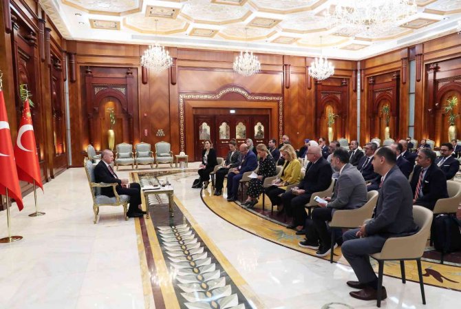 Cumhurbaşkanı Erdoğan, “Ana Muhalefetin Başındaki Bir Adamın Yaptığı Hareketlere Bakın”
