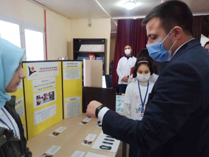 Dicle’de 4006 Tübi̇tak Bilim Fuarı Açılışı Gerçekleşti