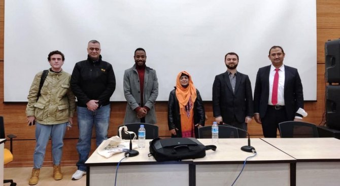 Dpü’de “Türkiye’de Uluslararası Öğrenci Olmak” Konulu Panel