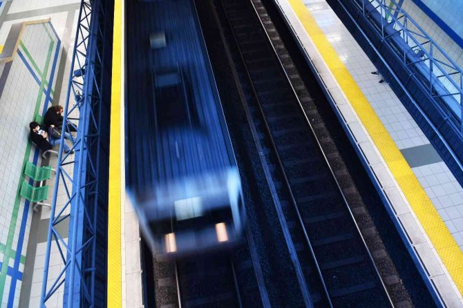 Ankaray’da 25 Yıl Sonra İlk Makas Değişimi Ve Hat Yenileme