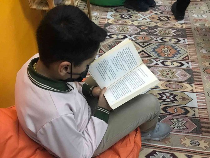 Elazığ’da Yapımı Tamamlanan Kütüphanenin Açılışı Yapıldı