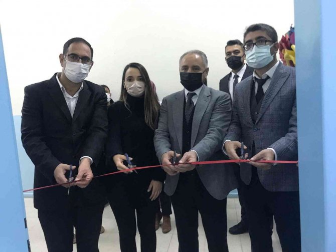 Elazığ’da Yapımı Tamamlanan Kütüphanenin Açılışı Yapıldı