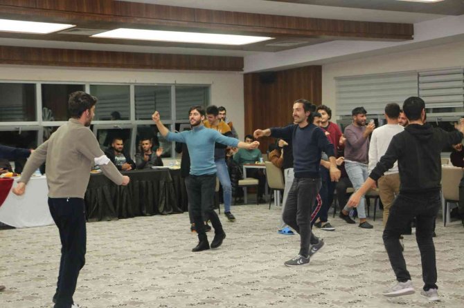 Kayseri’de ’Biz Bize Moral Akşamları’ Yapıldı